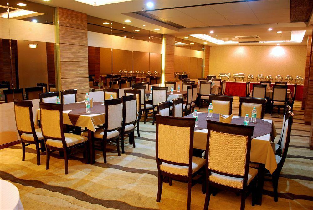Liv Inn - Naraina Nueva Delhi Exterior foto
