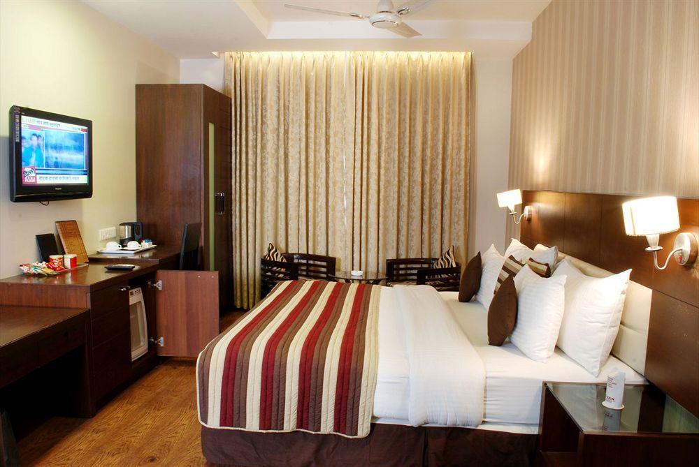 Liv Inn - Naraina Nueva Delhi Exterior foto